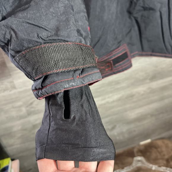 Champion Vintage NHL Detroit Red Wings Logo Embroidered Jacket Large Very Warm - Picture 7 of 16